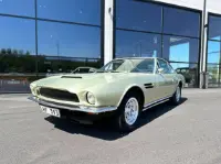 Aston Martin V8