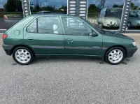 Peugeot 306