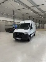 Mercedes-Benz eSprinter 55 kWh