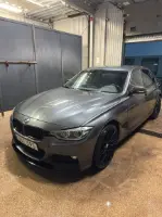 BMW 330i
