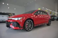 Volkswagen Golf GTI Edition 50